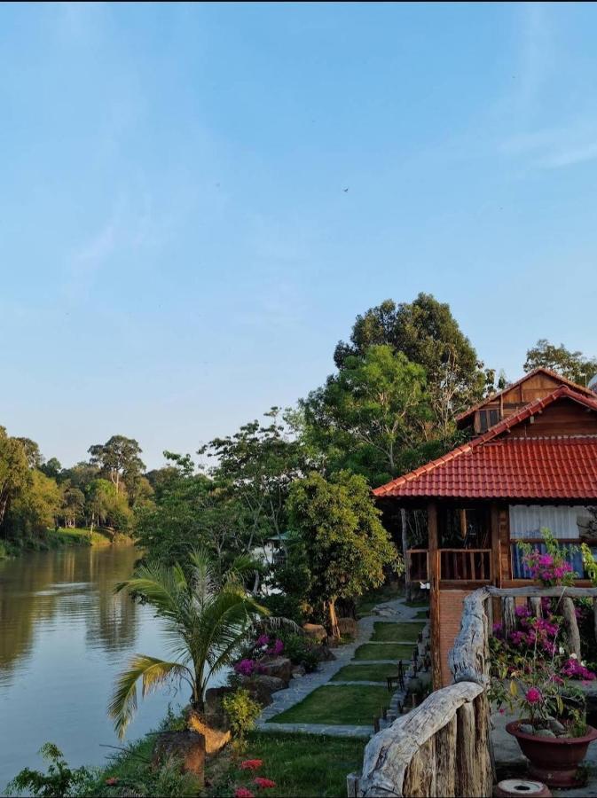 Eco Floor Bird Song Lodge Cat Tien Extérieur photo